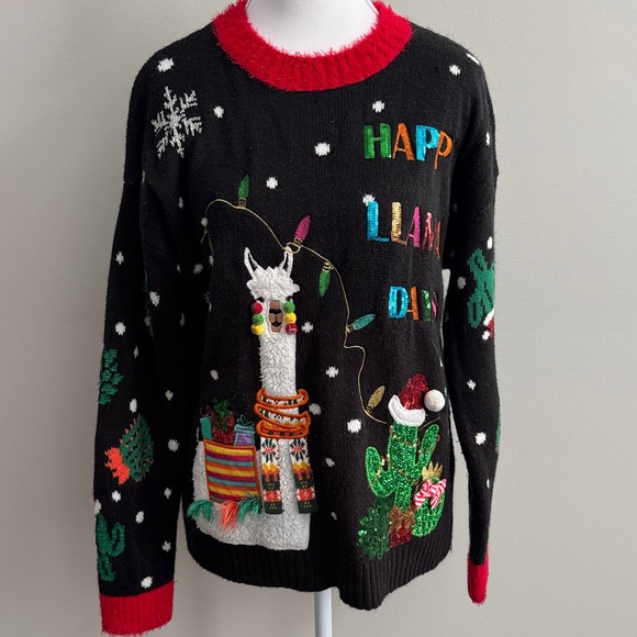 Holiday Time Sweaters - Festive Llama Holiday Sweater size M